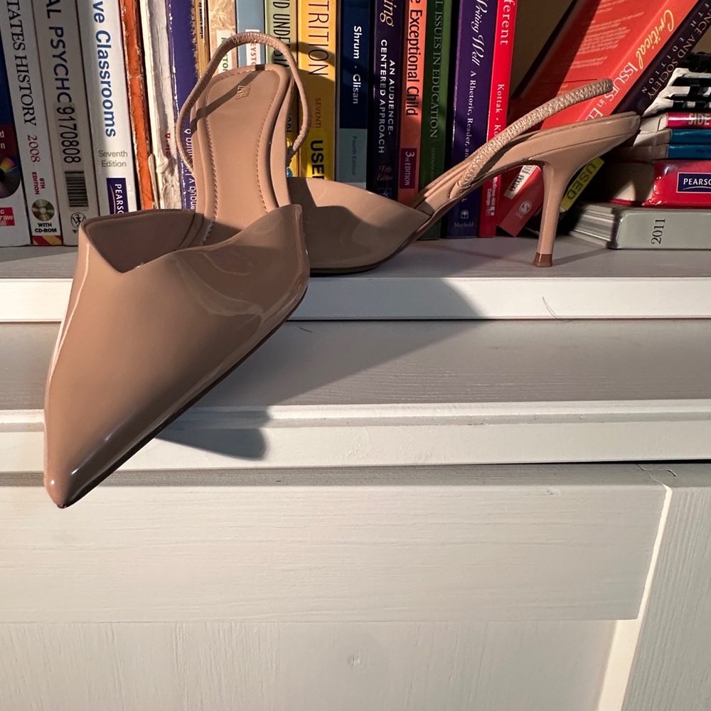 ZARA Women's Nude Patent Slingback Heels - Picture 4 of 9